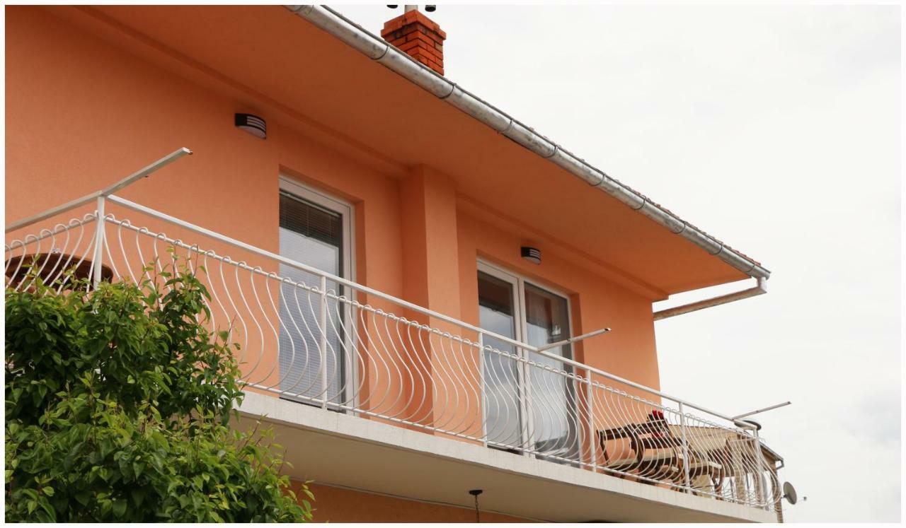Apartman Loretta Primošten Dış mekan fotoğraf
